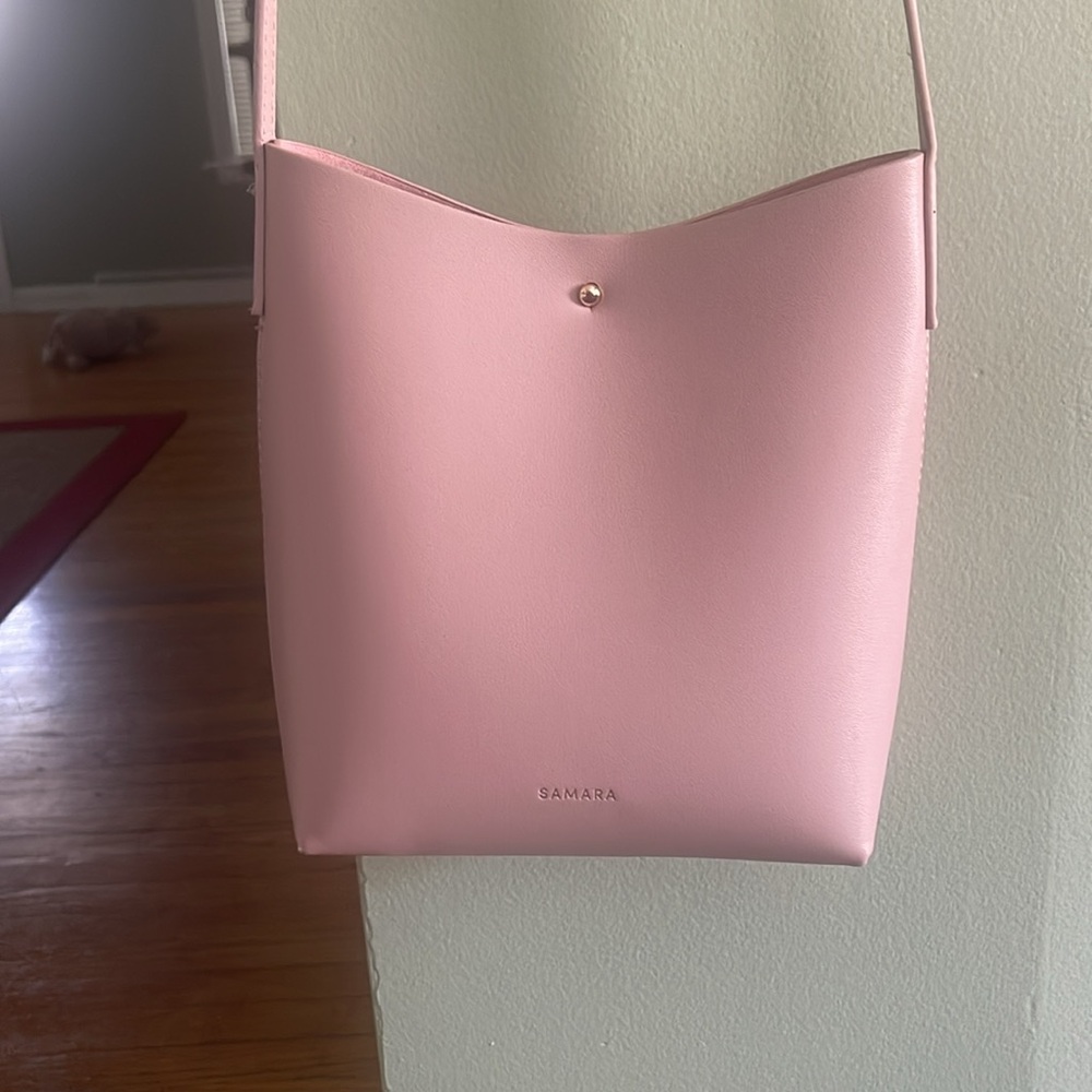 Samara Medium Shoulder Vegan Leather Bag in Peony